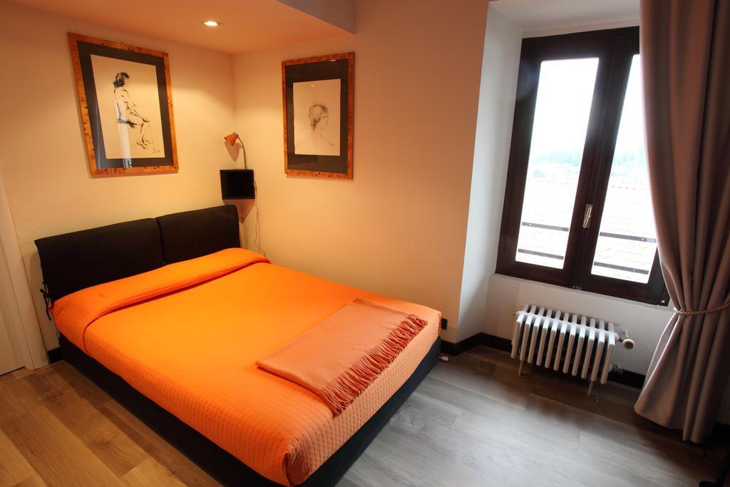 Il Castello B&B Varallo Pombia Exteriér fotografie